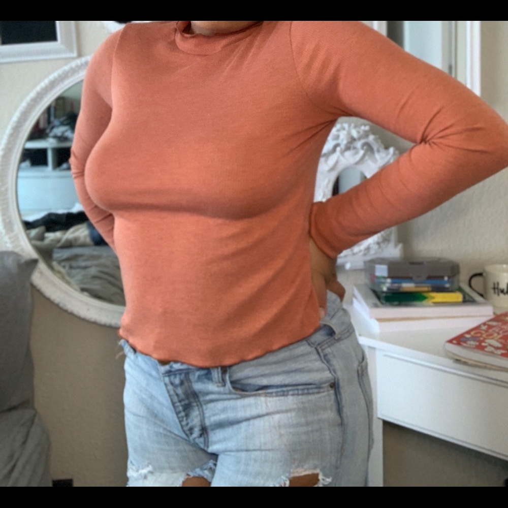 SEE YOU MONDAY Orange shrivel turtleneck